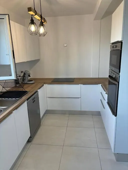 Holiday home Villa Noo La Le Robert